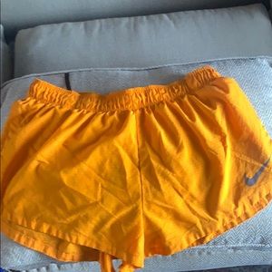 Nike 2” Dry split running shorts